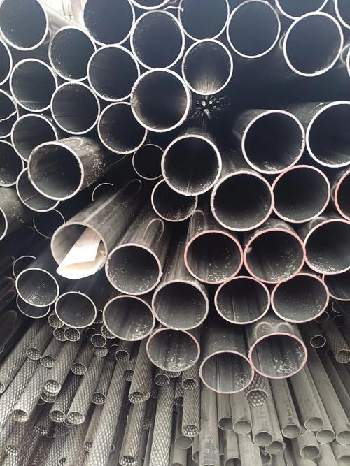 不锈钢管与不锈钢花纹管在山东的应用与发展